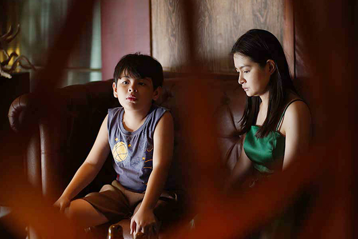 Euwenn Mikaell as Jonas and Barbie Forteza as Luna in “P77”